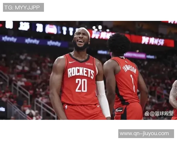 火箭队今日训练精彩瞬间KD与阿门击掌庆祝奥科吉上演霸气暴扣