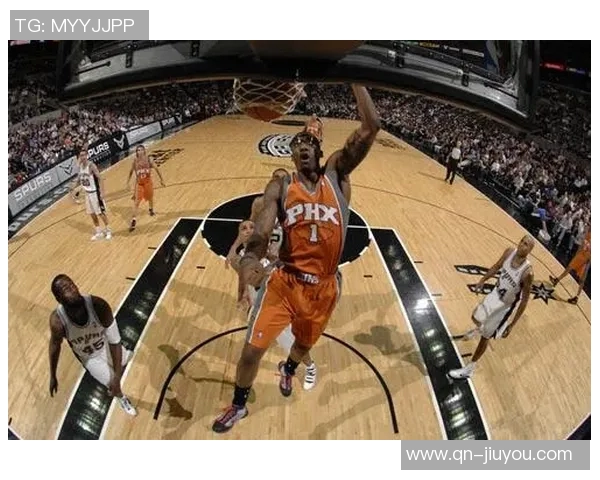 太阳内线攻击势不可挡进攻流畅果断展现实力