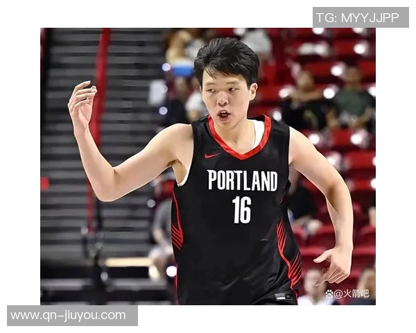 杨瀚森今日表现惊艳但偶显疲态与脱节引人关注