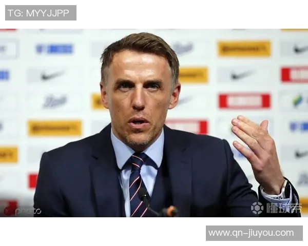 英媒报道弗兰克教练职位稳固球队承诺转会市场全力支持